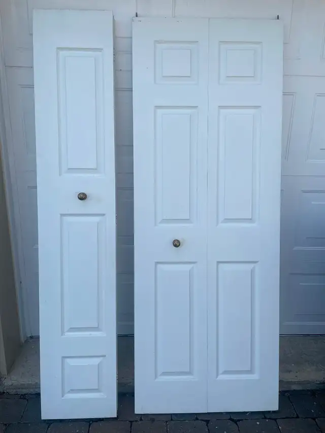 2 Fold doors ( 1-3/8x 30x80in) - Photo 2