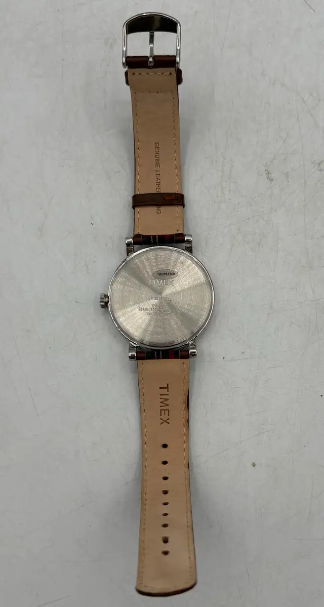 NEW/NEVER WORN Timex tw2p69500 Men's Watch in Box - Photo 4