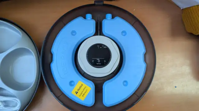 iPettie Donut Frost 6-Meal Automatic Pet Feeder – Open Box - Photo 5