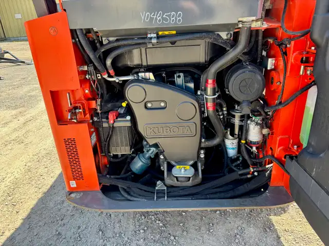 2023 Kubota SSV65P Skid Steer - Photo 6