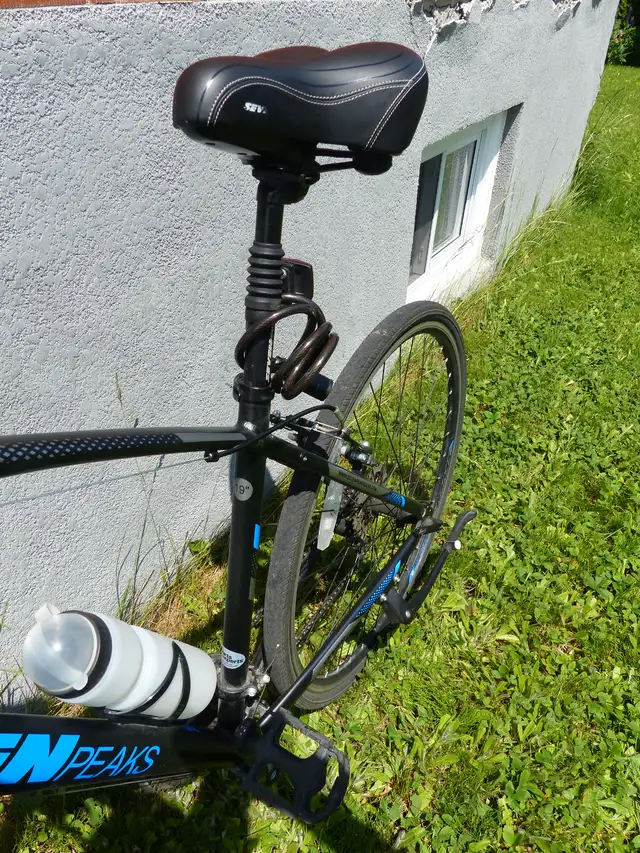 Vélo hybride de marque Seven Peak à vendre - Photo 4