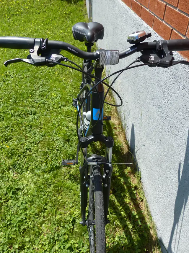Vélo hybride de marque Seven Peak à vendre - Photo 10