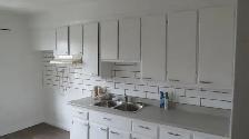 freshly renovated upper 3 1/2 apartment in lasalle - Photo 9