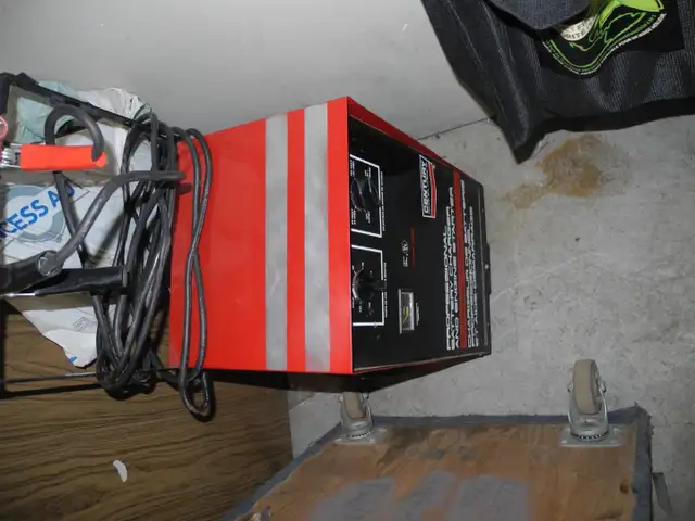 Automatic Battrey charger with Boost start - Photo 3