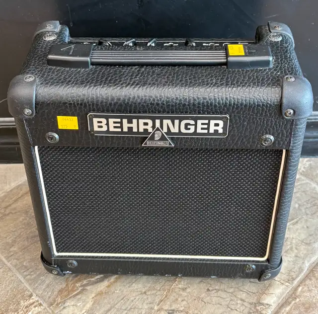 Bahringer Vintager ac108 Mini Guitar Amp