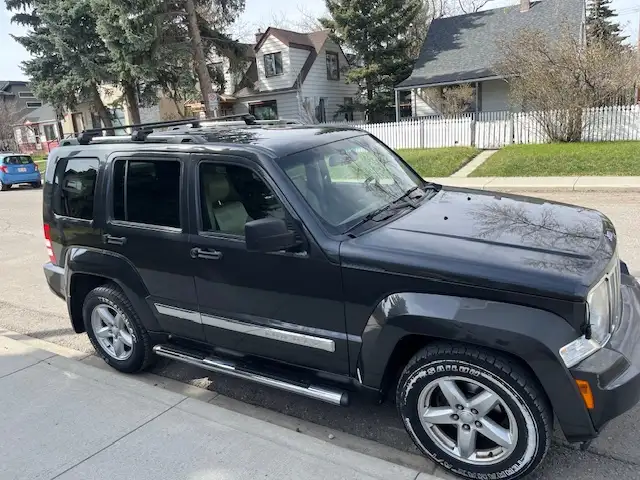 2010 Jeep Liberty Limited | Trail Rated 4x4 | Winter-Ready SUV