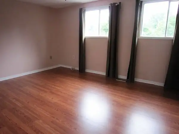 3 Bed, 1.5 Bath House in Letitia Heights - Photo 9