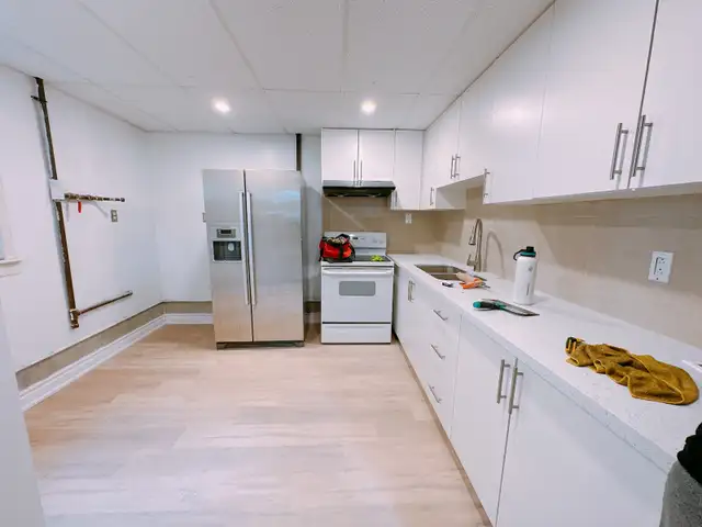 UTSC and Centennial College entire secondary unit for rent - Photo 4