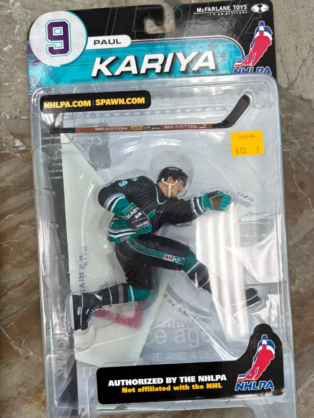 NEW Assorted McFarlane Toys Hockey Figurine(s) x6 Available - Photo 3