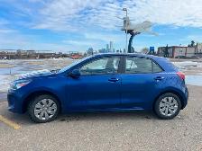 2020 Kia Rio LX  IVT, service history (paper) Carfax garage-kept
