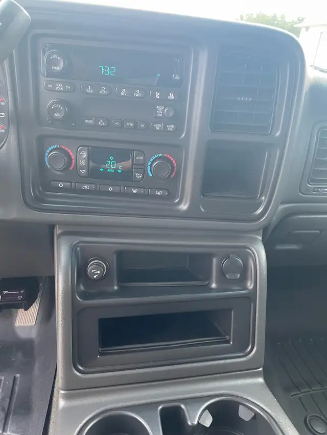 2007 GMC EXT CAB 4x4 SLE - Photo 8