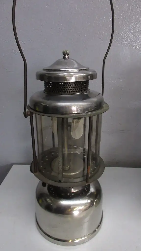 Canadian Coleman LQ & 327 Lanterns - $400 - Photo 3