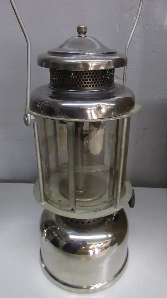 Canadian Coleman LQ & 327 Lanterns - $400 - Photo 4