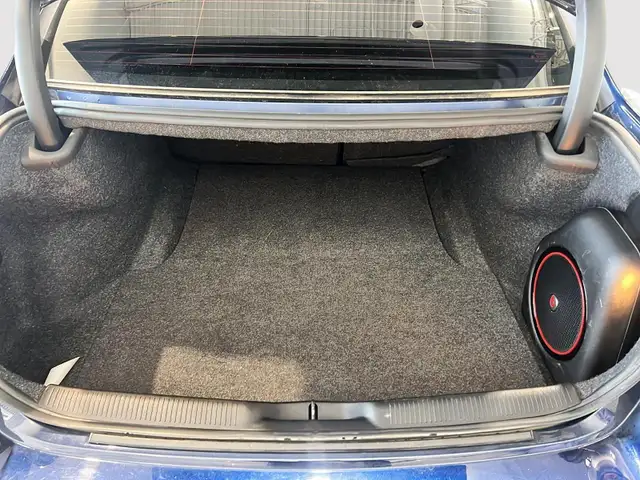 2016 Dodge Charger R/T Scat Pack Only 66,000 km's! No accidents! - Photo 16