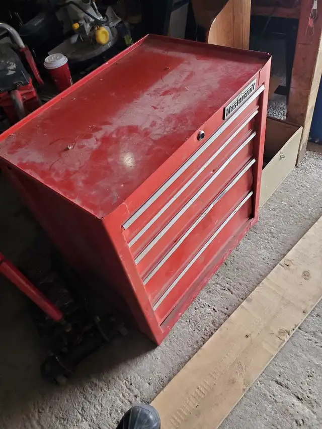Mastercraft 5 Drawer Chest & Tools