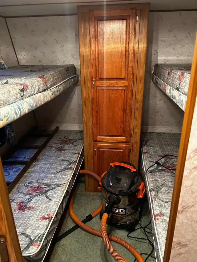 1995 Jayco 35 ft - Photo 4