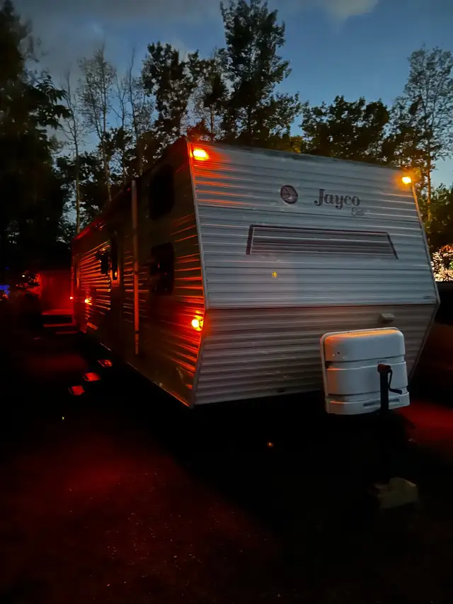 1995 Jayco 35 ft - Photo 8
