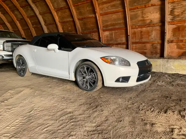 2012 Mitsubishi Eclipse Spyder - Photo 2