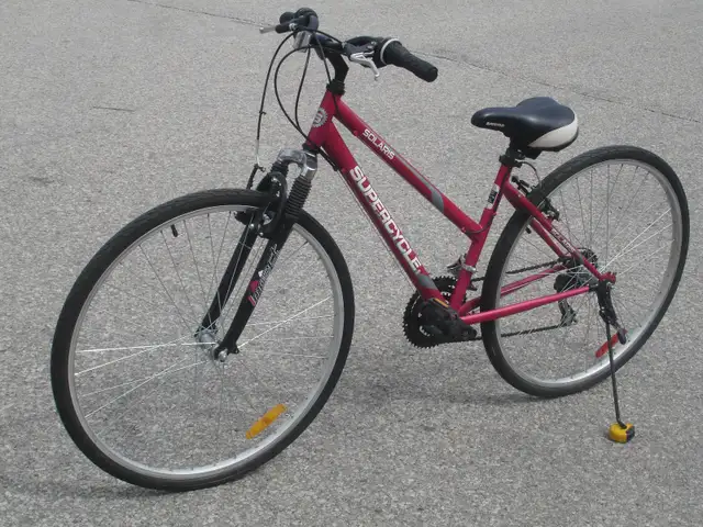FEMALE'S HYBRID 700C SUPERCYCLE SOLARIS 18SPD ROAD/TRAIL BIKE! - Photo 2