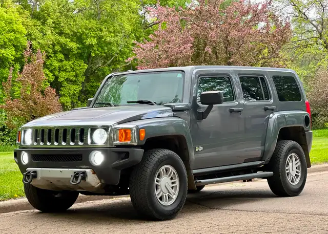 2008 Hummer H3 SUV 3.7L 4wd Clean low km w/ Carplay/andriodauto - Photo 2