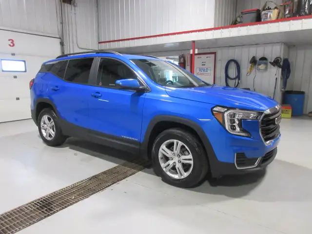 2024 GMC Terrain AWD - Photo 4