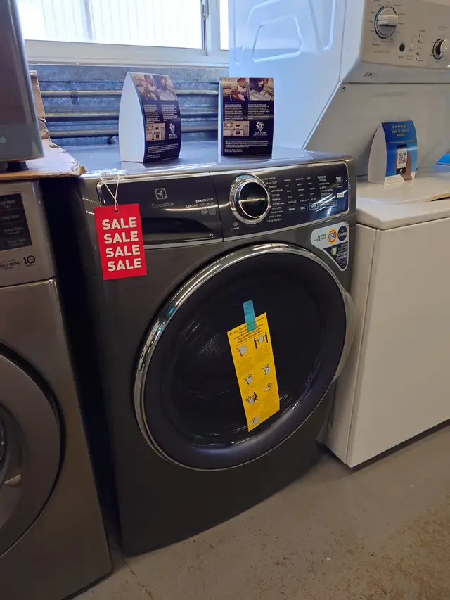 Electrolux '27' Titanium Front Load Washer on Sale‼️ - Photo 3
