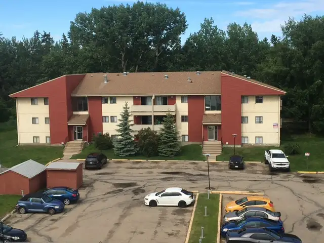 Red Deer 1 bdrm suite 1190 per mth incl all utilities but power