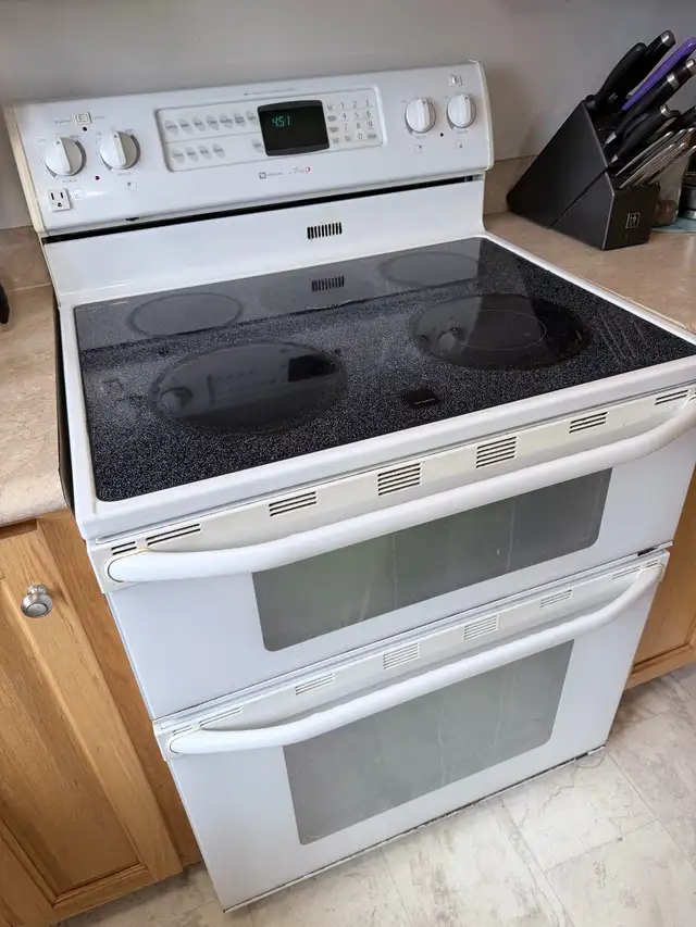 Maytag Stove