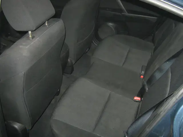 2010 Mazda Mazda3 GS PETIT BUDGET !! - Photo 8