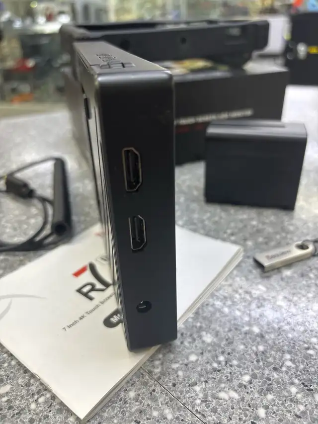 Desview R7 Plus 8" 4K Monitor Boxed - Photo 5