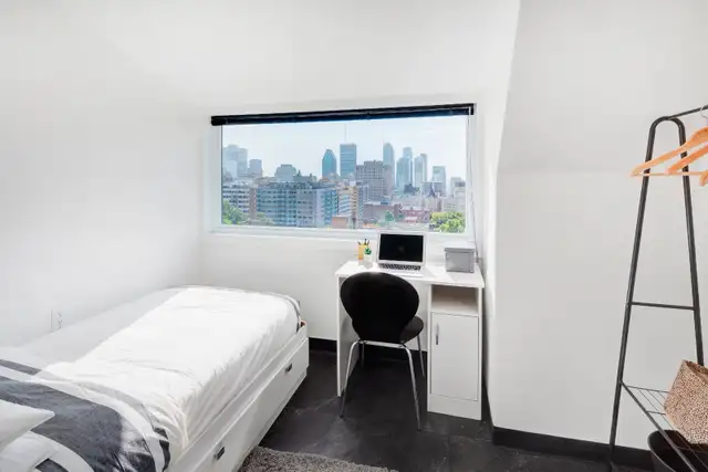 Westmount residence. 5 Mins from Mcgill. Utilities included