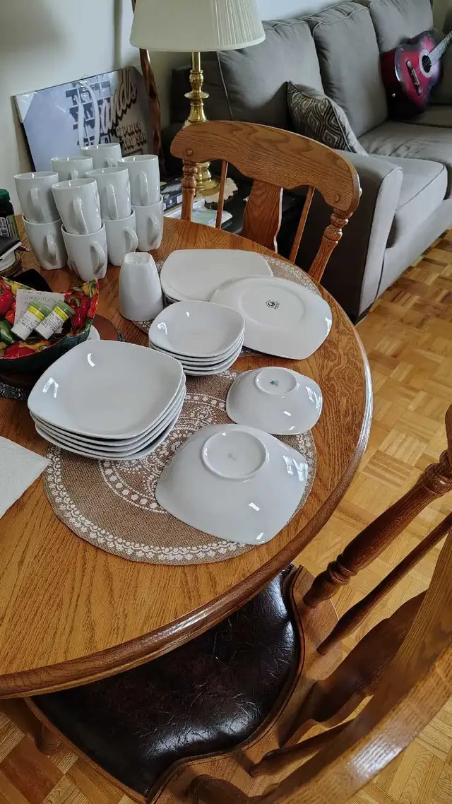 set 8 -4 -12-4-6-6-6-7 Kitchen dishes (used) - Photo 2