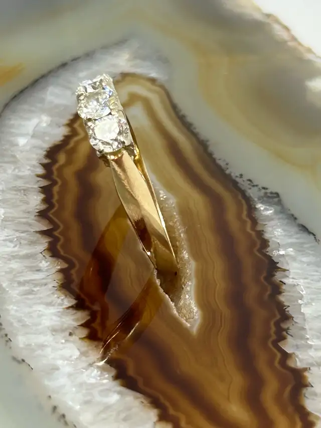 Vintage Trilogy W/G Diamond Ring - Photo 6