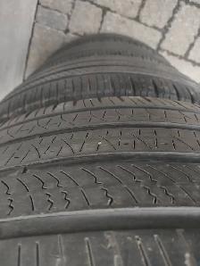 4 pneus été Pirelli Scorpion Zero 275-45R21 très bon état - Photo 2
