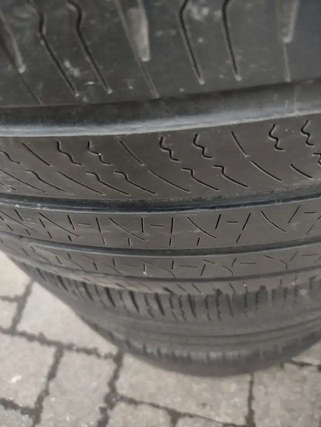 4 pneus été Pirelli Scorpion Zero 275-45R21 très bon état - Photo 3