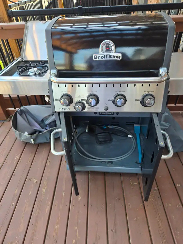 Natural Gas 4 Burner BBQ - Broil King - Photo 5