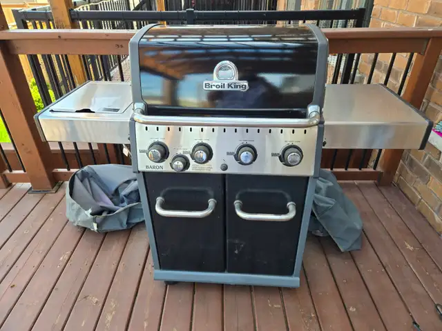 Natural Gas 4 Burner BBQ - Broil King - Photo 7