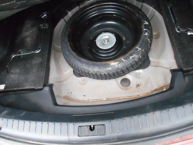 2011 Mazda 3.. Recent MVI - Photo 10