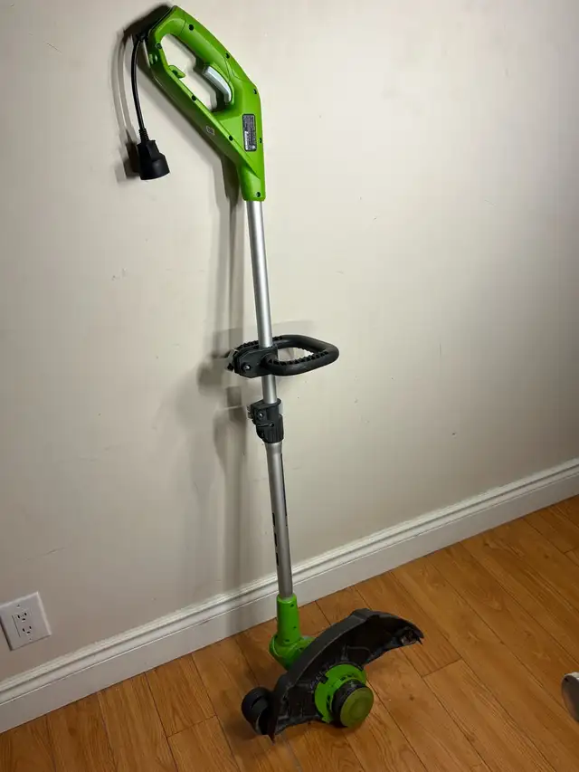Greenworks 15" Electric String Trimmer 5.5A Lawn Tool - Photo 2