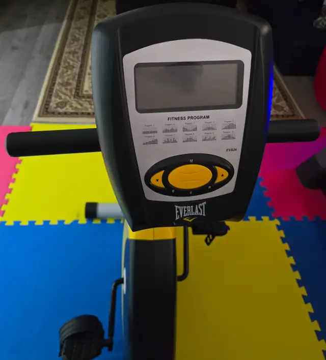 Exercise Bike - Photo 4