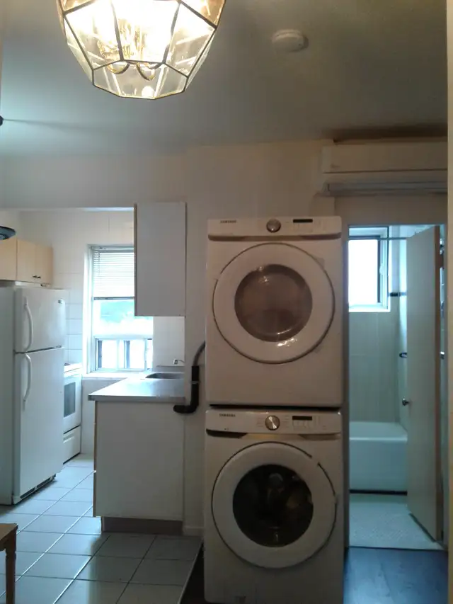 CHAMBRE PRIVEE /ROOM TO RENT,MEUBLÉ TOUS INCLUS,METRO PLAMONDON - Photo 5