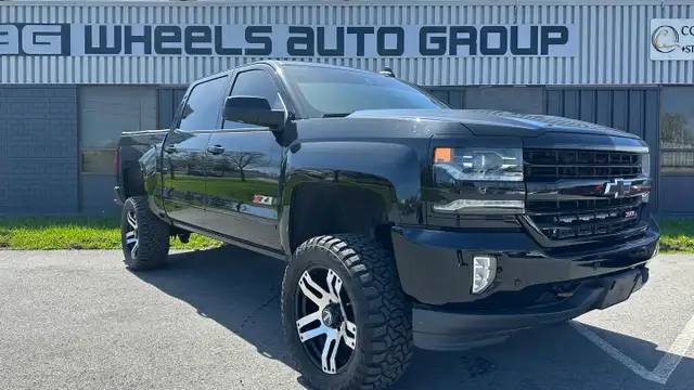 2017 Chevrolet Silverado 1500 LTZ Z71 - Photo 3