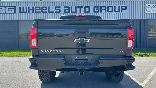2017 Chevrolet Silverado 1500 LTZ Z71 - Photo 5