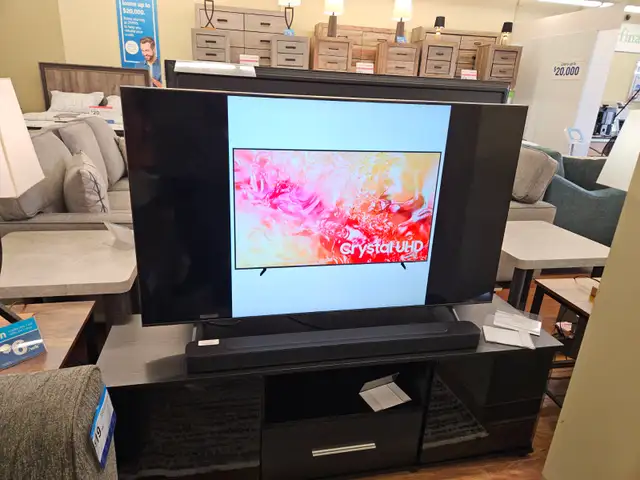 Samsung - 55 inch LED Ultra High Definition TV - Photo 2
