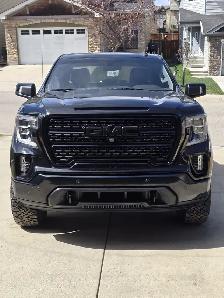 2021 GMC Sierra 1500 SLE- $41,900 (Private Sale, no GST)