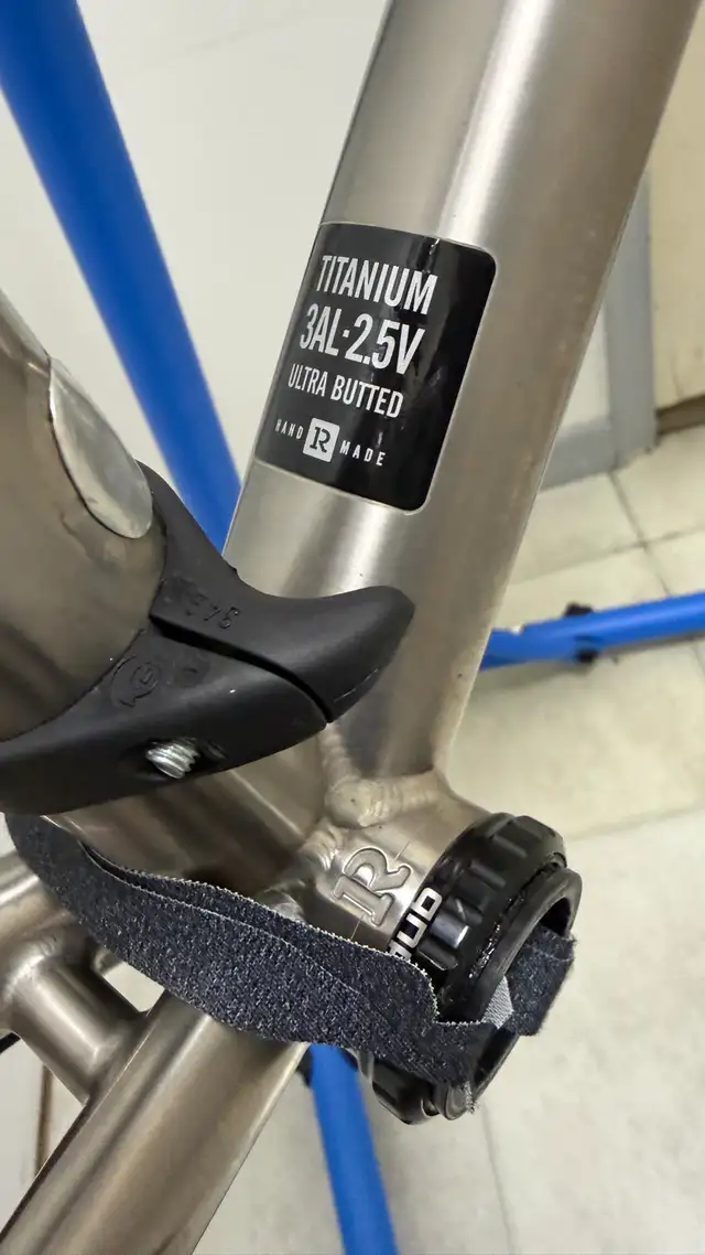 Beautiful Titanium Road Bike Frameset - Photo 2
