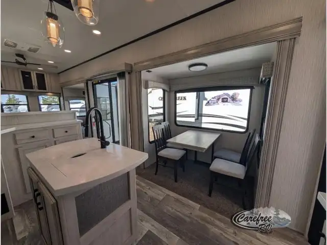 2022 Forest River Sandpiper 420FL – Destination Trailer - Photo 7
