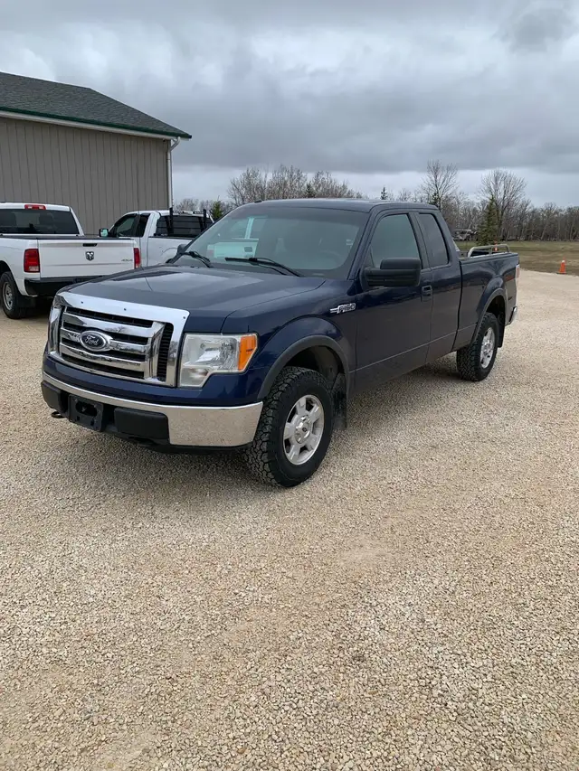 2012 Ford F150 4X4 - Photo 4