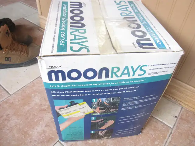 NEW COMPLETE SET NOMA MOON RAY OUTDOOR LIGHTS   PARTS - Photo 2