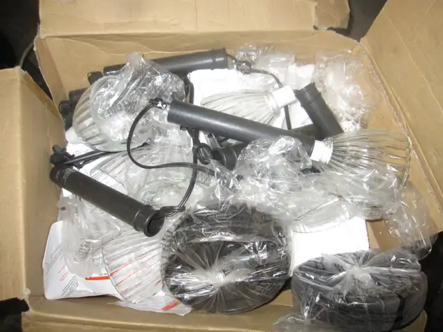 NEW COMPLETE SET NOMA MOON RAY OUTDOOR LIGHTS   PARTS - Photo 5